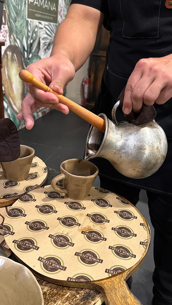 Tsokolateria Artisanal Café