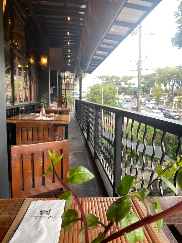 Cafe by the Ruins