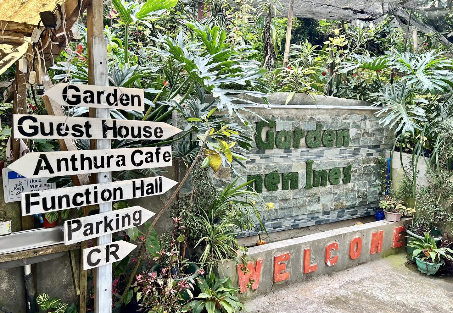 Garden nén Ines